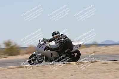 media/Apr-20-2025-CVMA (Sun) [[39090e8767]]/Race 9-Formula LW Twins Shootout/